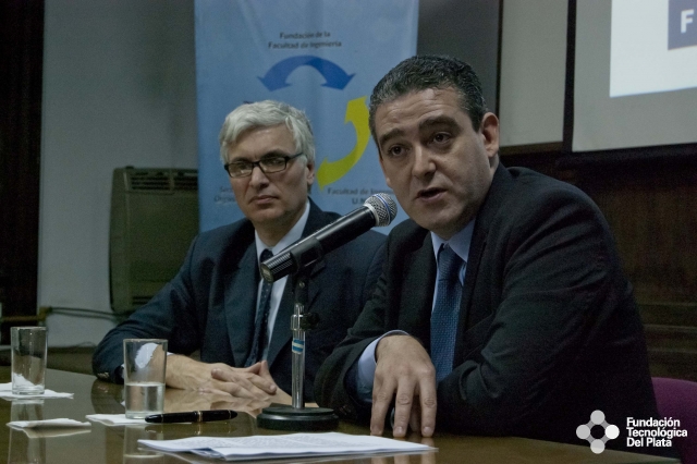 La educación no será enseñarle algo a alguien que no lo sabía, sino hacer de esa persona alguien que no existía.. Imagen Miniatura La educación no será enseñarle algo a alguien que no lo sabía, sino hacer de esa persona alguien que no existía.. Imagen Miniatura