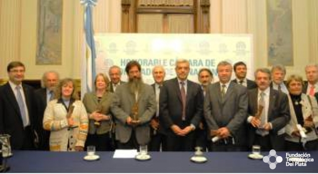 Se entregaron los premios “José A. Balseiro” a las iniciativas universitarias de vinculación tecnológica. Imagen Miniatura